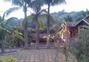 Foto 1 de Fazenda/Sítio com 4 Quartos para alugar, 865m² em Luiz Carlos, Guararema