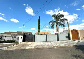 Foto 1 de Casa com 3 Quartos à venda, 450m² em Oficinas, Ponta Grossa