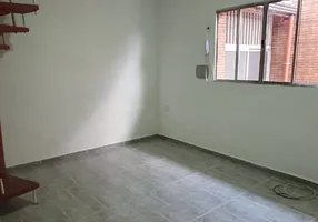 Foto 1 de Sobrado com 1 Quarto para alugar, 50m² em Vila Linda, Santo André