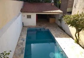 Foto 1 de Casa com 4 Quartos para alugar, 543m² em Vila Eldizia, Santo André