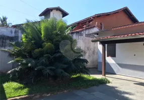 Foto 1 de Casa com 2 Quartos à venda, 90m² em Martim de Sa, Caraguatatuba