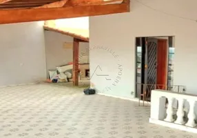 Foto 1 de Casa com 2 Quartos à venda, 200m² em Vila Santa Terezinha, Carapicuíba