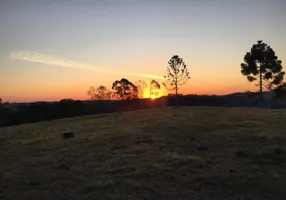 Foto 1 de Fazenda/Sítio com 3 Quartos à venda, 120m² em Zona Rural, Pilar do Sul