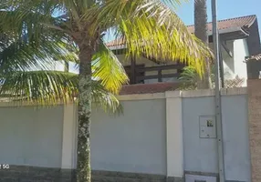 Foto 1 de Casa de Condomínio com 5 Quartos à venda, 450m² em Itaipu, Niterói
