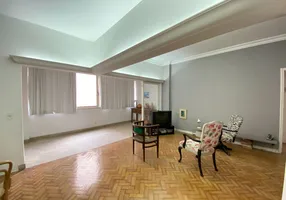 Foto 1 de Apartamento com 4 Quartos à venda, 208m² em Copacabana, Rio de Janeiro