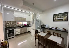 Foto 1 de Sobrado com 2 Quartos à venda, 87m² em Jardim Rodeio, Mogi das Cruzes