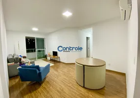 Foto 1 de Apartamento com 4 Quartos à venda, 101m² em Kobrasol, São José