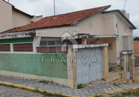 Foto 1 de Casa com 2 Quartos à venda, 147m² em Centro, Jacareí