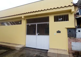 Foto 1 de Casa com 3 Quartos para alugar, 210m² em Centro, São João de Meriti