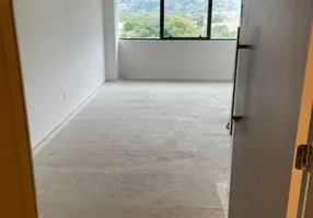 Foto 1 de Ponto Comercial à venda, 34m² em Teresópolis, Porto Alegre