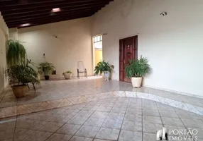 Foto 1 de Casa com 3 Quartos à venda, 157m² em Residencial Jardim Jussara, Bauru