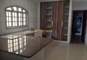 Foto 1 de Sobrado com 4 Quartos à venda, 190m² em Vila Amorim, Suzano