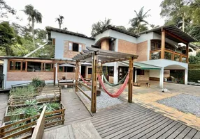 Foto 1 de Casa com 3 Quartos à venda, 398m² em Condomínio Iolanda, Taboão da Serra