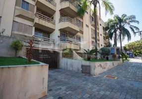 Foto 1 de Apartamento com 3 Quartos para alugar, 90m² em Jardim Palma Travassos, Ribeirão Preto