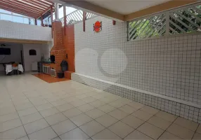 Foto 1 de Sobrado com 4 Quartos à venda, 200m² em Guarapiranga, São Paulo