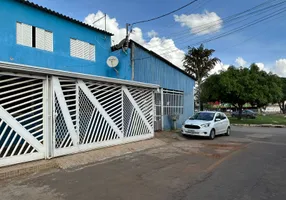 Foto 1 de Sobrado com 4 Quartos à venda, 360m² em Ceilandia Sul, Brasília