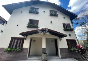 Foto 1 de Casa de Condomínio com 3 Quartos à venda, 158m² em Avenida Central, Gramado