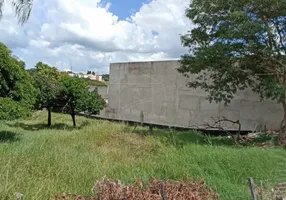 Foto 1 de Lote/Terreno à venda, 1142m² em Alto Cafezal, Marília