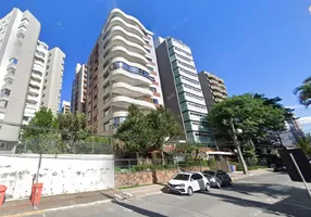 Foto 1 de Apartamento com 4 Quartos para alugar, 223m² em Centro, Florianópolis