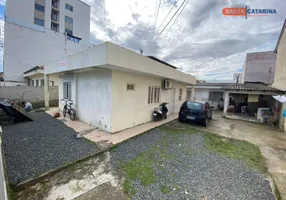 Foto 1 de Lote/Terreno à venda, 309m² em Municipios, Balneário Camboriú