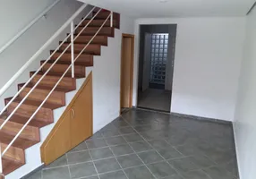 Foto 1 de Casa com 3 Quartos para venda ou aluguel, 90m² em Granja Viana, Cotia