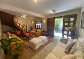 Foto 1 de Casa com 4 Quartos à venda, 316m² em Barra da Tijuca, Rio de Janeiro