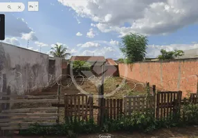 Foto 1 de Lote/Terreno à venda, 240m² em Planalto, Uberlândia