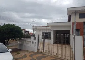 Foto 1 de Casa com 3 Quartos para alugar, 170m² em Vila Nogueira, Campinas