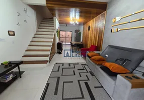 Foto 1 de Casa de Condomínio com 2 Quartos à venda, 90m² em Pontal de Santa Marina, Caraguatatuba