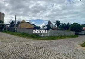 Foto 1 de Lote/Terreno à venda, 638m² em Ponta Negra, Natal