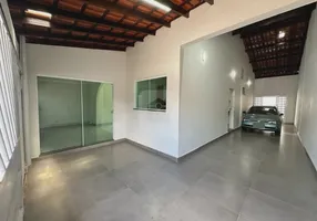 Foto 1 de Casa com 3 Quartos à venda, 133m² em Planalto, Uberlândia