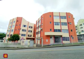 Foto 1 de Kitnet com 1 Quarto à venda, 28m² em Carvoeira, Florianópolis