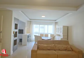 Foto 1 de Apartamento com 3 Quartos para alugar, 120m² em Centro, Balneário Camboriú