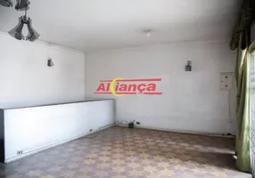 Foto 1 de Casa com 4 Quartos para alugar, 200m² em Vila Augusta, Guarulhos