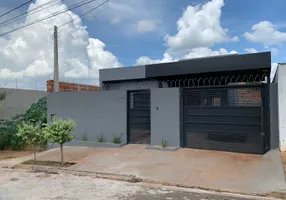 Foto 1 de Casa com 2 Quartos à venda, 63m² em Residencial Santa Regina , São José do Rio Preto