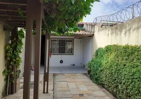 Foto 1 de Casa com 2 Quartos à venda, 71m² em Jarí, Maracanaú