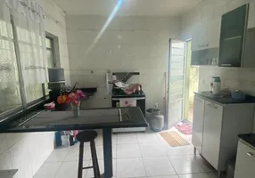 Foto 1 de Casa com 5 Quartos à venda, 150m² em São João Climaco, São Paulo