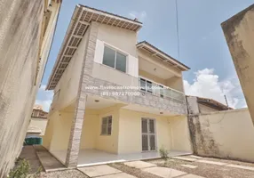 Foto 1 de Sobrado com 3 Quartos à venda, 158m² em Precabura, Eusébio