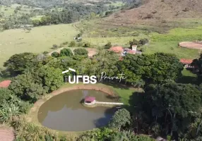 Foto 1 de Fazenda/Sítio com 5 Quartos à venda, 300m² em Jardim Promissao, Anápolis