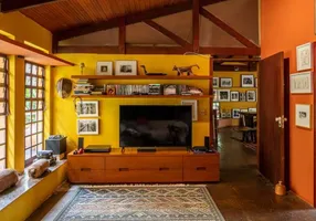 Foto 1 de Casa com 4 Quartos à venda, 2620m² em Águas da Fazendinha, Carapicuíba