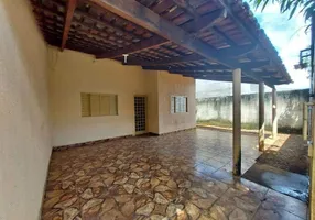 Foto 1 de Casa com 3 Quartos à venda, 68m² em Jardim Tropical, Serra