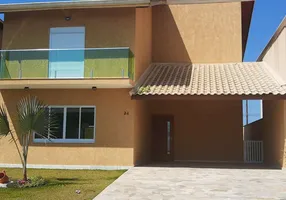 Foto 1 de Casa de Condomínio com 4 Quartos à venda, 220m² em Bougainvillee IV, Peruíbe