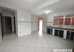 Foto 1 de Casa com 5 Quartos à venda, 229m² em Paraiso, Resende