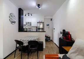 Foto 1 de Apartamento com 2 Quartos à venda, 41m² em Vila Plana, São Paulo