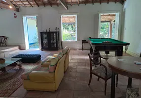 Foto 1 de Casa com 4 Quartos para alugar, 450m² em Governador Portela, Miguel Pereira