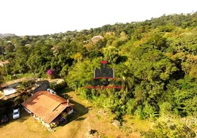 Foto 1 de Fazenda/Sítio com 3 Quartos à venda, 100m² em Capuava, São José dos Campos