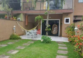 Foto 1 de Casa com 4 Quartos à venda, 155m² em Piratininga, Niterói