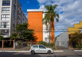 Foto 1 de Apartamento com 3 Quartos à venda, 131m² em Centro, Pelotas