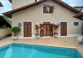 Foto 1 de Casa com 4 Quartos à venda, 210m² em Piratininga, Niterói