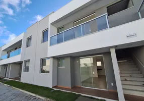 Foto 1 de Apartamento com 2 Quartos à venda, 63m² em Buraquinho, Lauro de Freitas